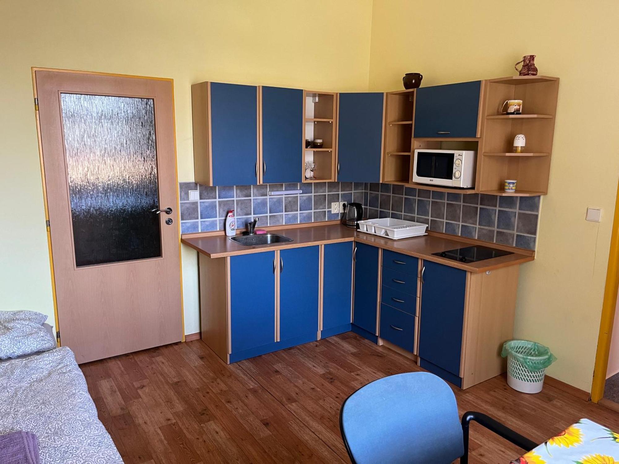 Apartmanovy Dum Obecna Skola Svetlik Kültér fotó